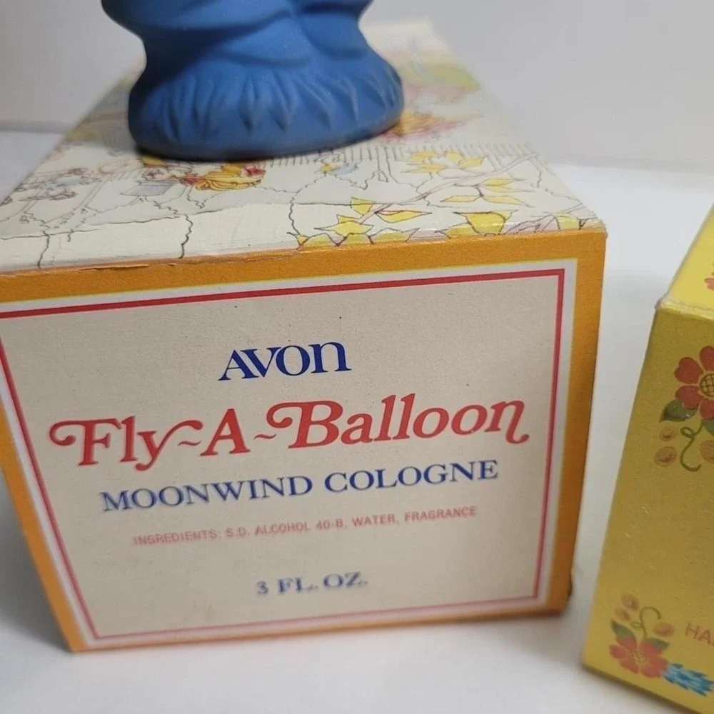 Vtg Avon Fly a Balloon Boy Blue, Creamery Milk Can Yellow‎ Floral Decanter